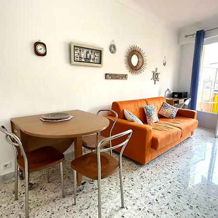 アパート Cosy 2 Pieces Au Calme Avec Balcon Dans Le Centre *